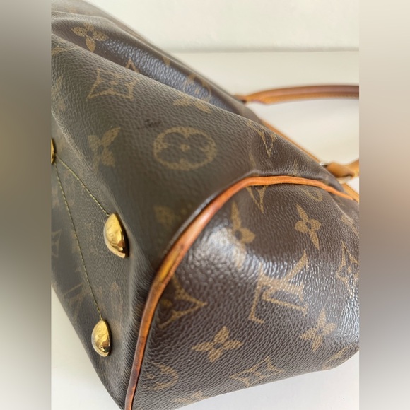 Louis Vuitton Monogram Tivoli PM Bag - Picture 9 of 16